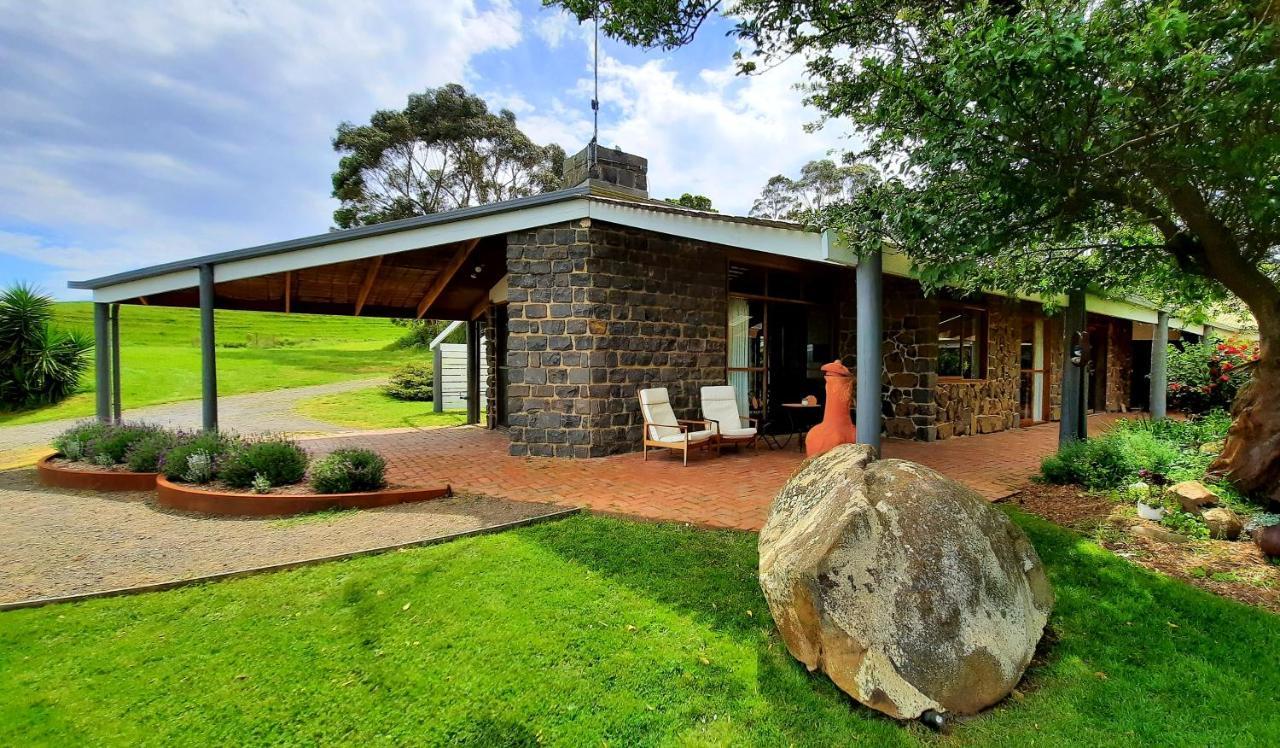 Rockbank Retreat Bed & Breakfast Ryanston Exterior photo